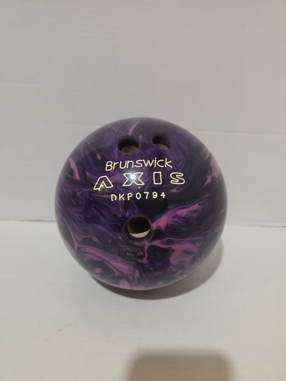 Brunswick Axis Bowling Ball 10 lb, Pink/Purple W/Brunswick Bag